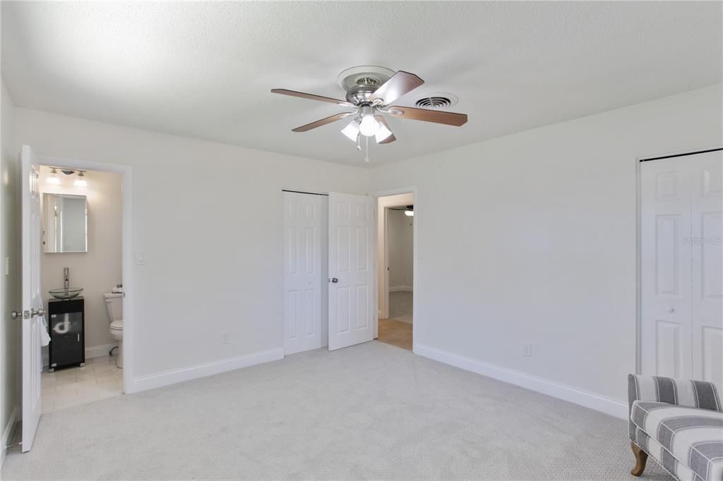 For Sale: $529,000 (4 beds, 2 baths, 1680 Square Feet)