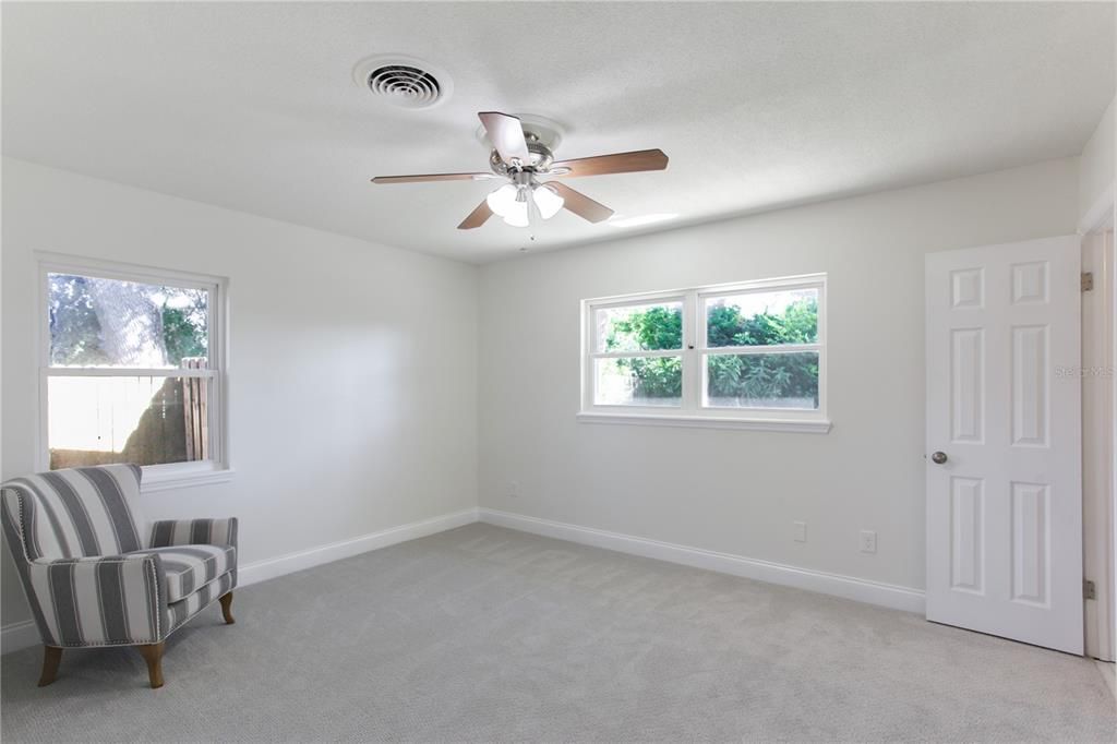 For Sale: $529,000 (4 beds, 2 baths, 1680 Square Feet)