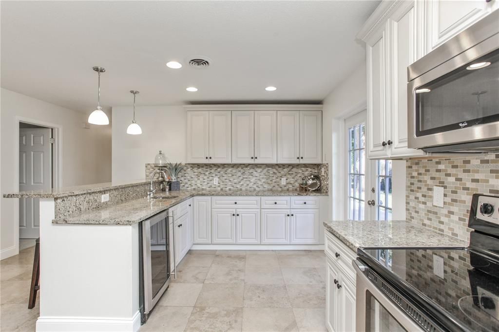 For Sale: $529,000 (4 beds, 2 baths, 1680 Square Feet)