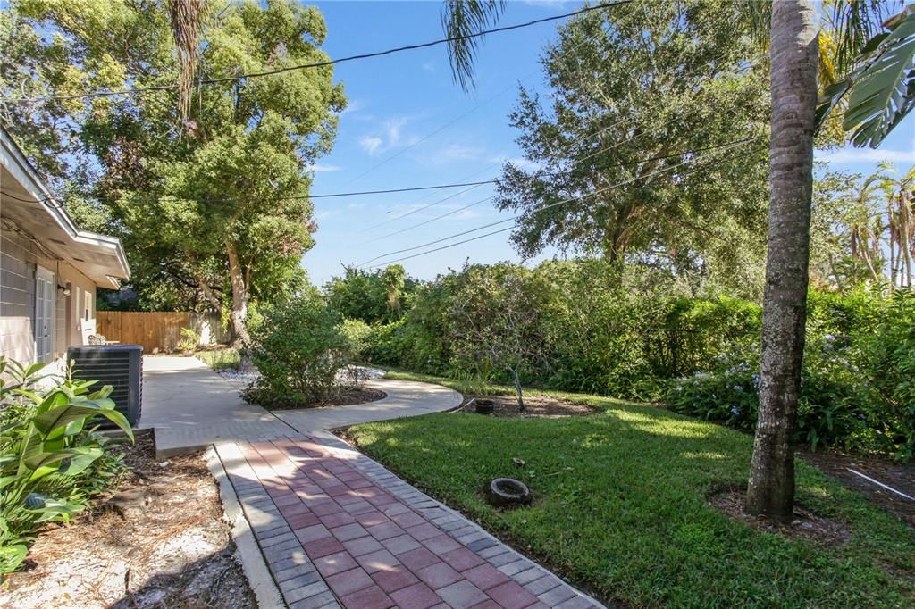 For Sale: $529,000 (4 beds, 2 baths, 1680 Square Feet)