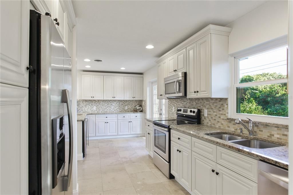 For Sale: $529,000 (4 beds, 2 baths, 1680 Square Feet)