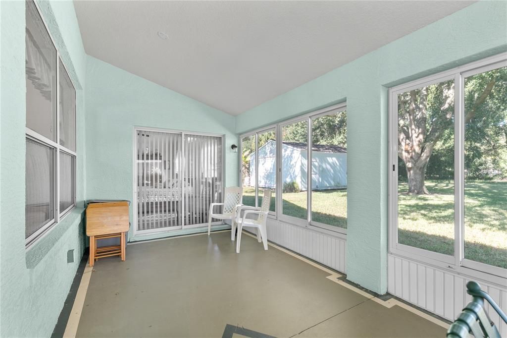 合同活跃: $375,000 (3 贝兹, 2 浴室, 1915 平方英尺)