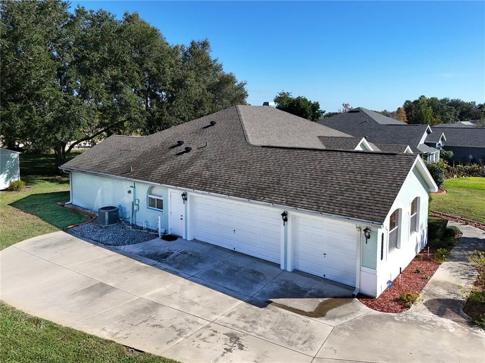 合同活跃: $375,000 (3 贝兹, 2 浴室, 1915 平方英尺)