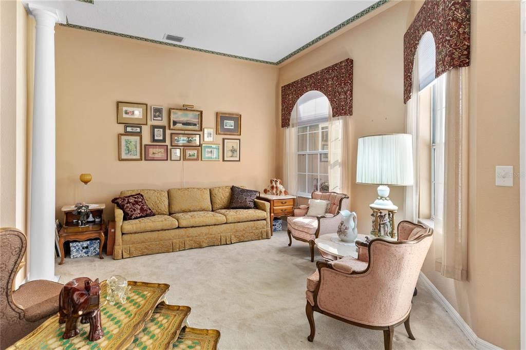 合同活跃: $375,000 (3 贝兹, 2 浴室, 1915 平方英尺)