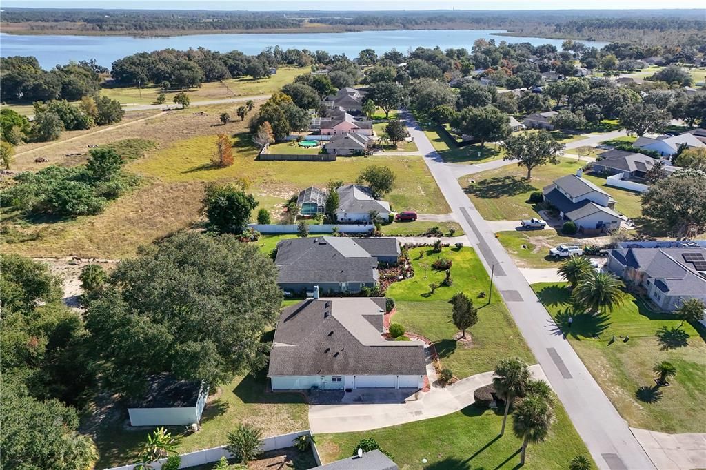 合同活跃: $375,000 (3 贝兹, 2 浴室, 1915 平方英尺)