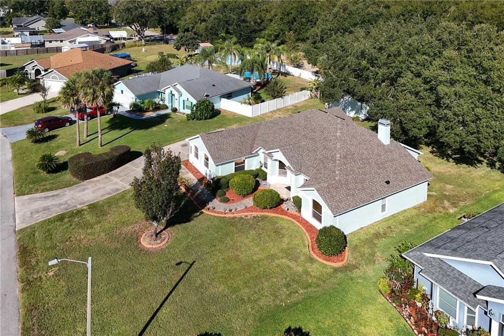 合同活跃: $375,000 (3 贝兹, 2 浴室, 1915 平方英尺)