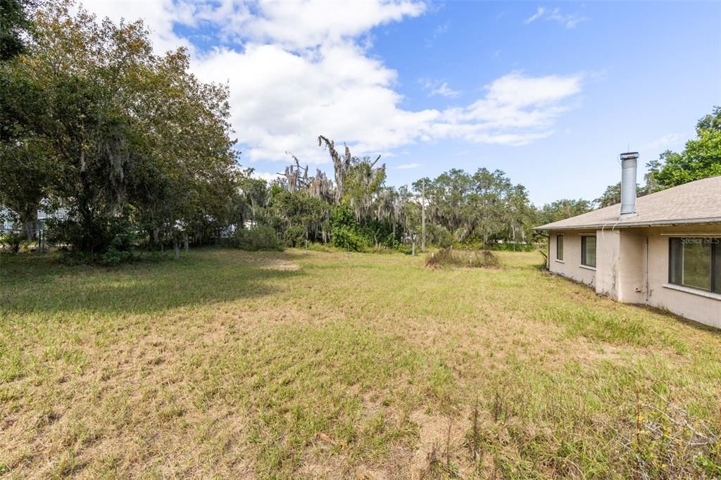 For Sale: $269,900 (4 beds, 2 baths, 1712 Square Feet)