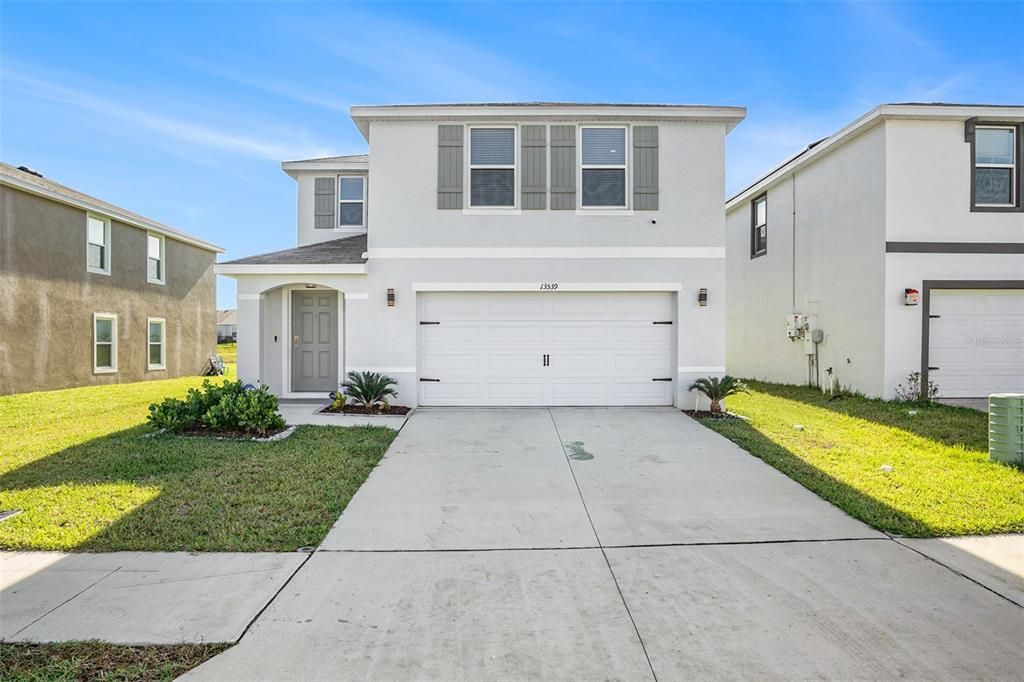 出租: $2,350 (4 贝兹, 2 浴室, 2364 平方英尺)