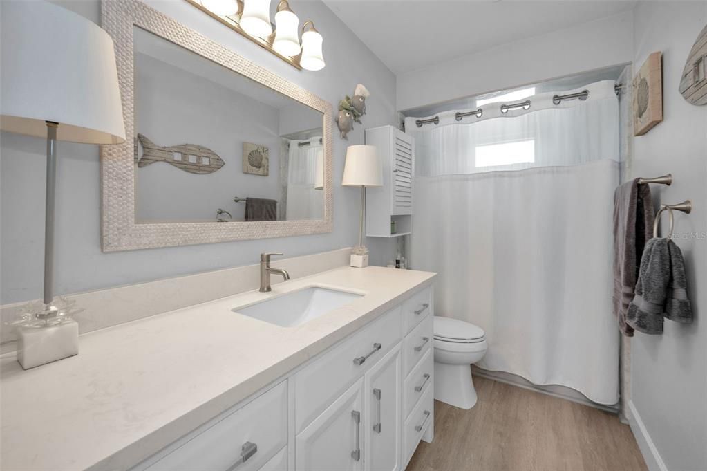 合同活跃: $535,000 (3 贝兹, 2 浴室, 1328 平方英尺)