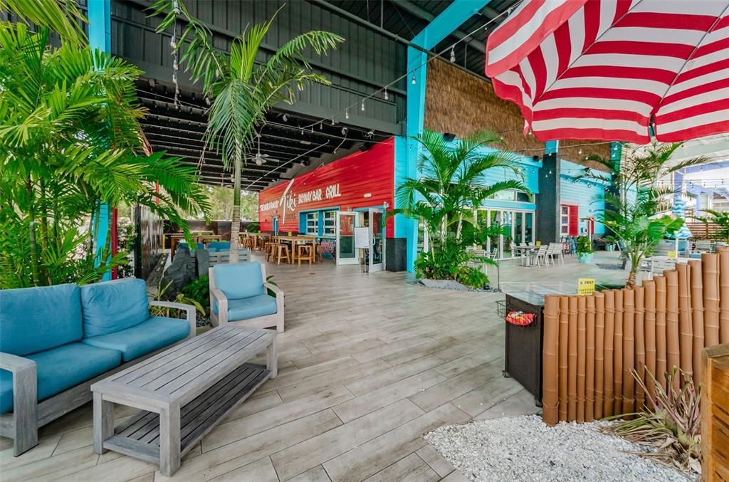 合同活跃: $535,000 (3 贝兹, 2 浴室, 1328 平方英尺)