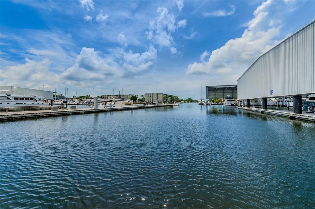 合同活跃: $535,000 (3 贝兹, 2 浴室, 1328 平方英尺)