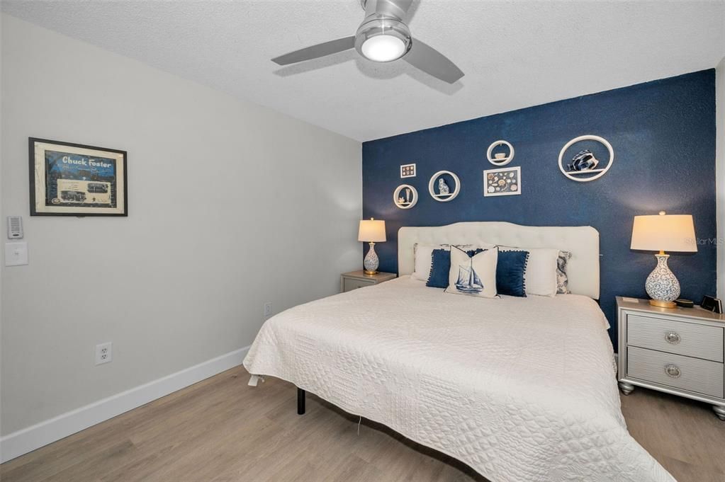 合同活跃: $535,000 (3 贝兹, 2 浴室, 1328 平方英尺)