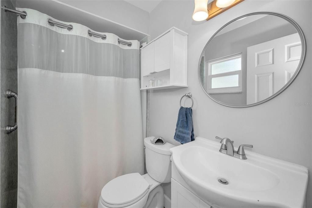 合同活跃: $535,000 (3 贝兹, 2 浴室, 1328 平方英尺)