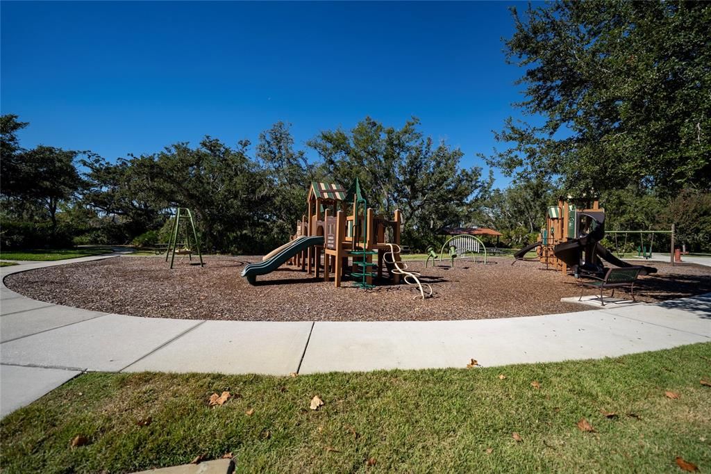 待售: $400,000 (4 贝兹, 2 浴室, 1846 平方英尺)