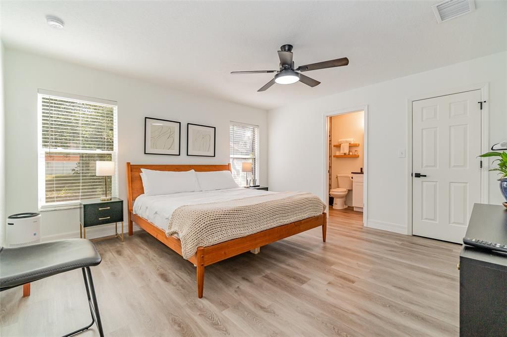 En Venta: $330,000 (3 camas, 2 baños, 1342 Pies cuadrados)