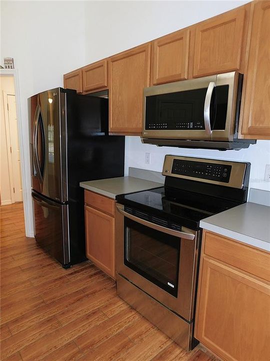 For Sale: $364,900 (4 beds, 2 baths, 2170 Square Feet)