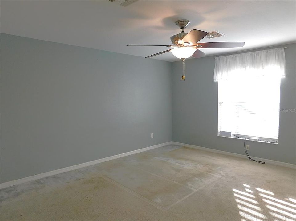 For Sale: $364,900 (4 beds, 2 baths, 2170 Square Feet)