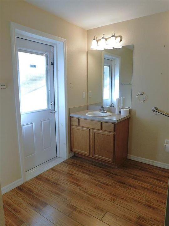 For Sale: $364,900 (4 beds, 2 baths, 2170 Square Feet)