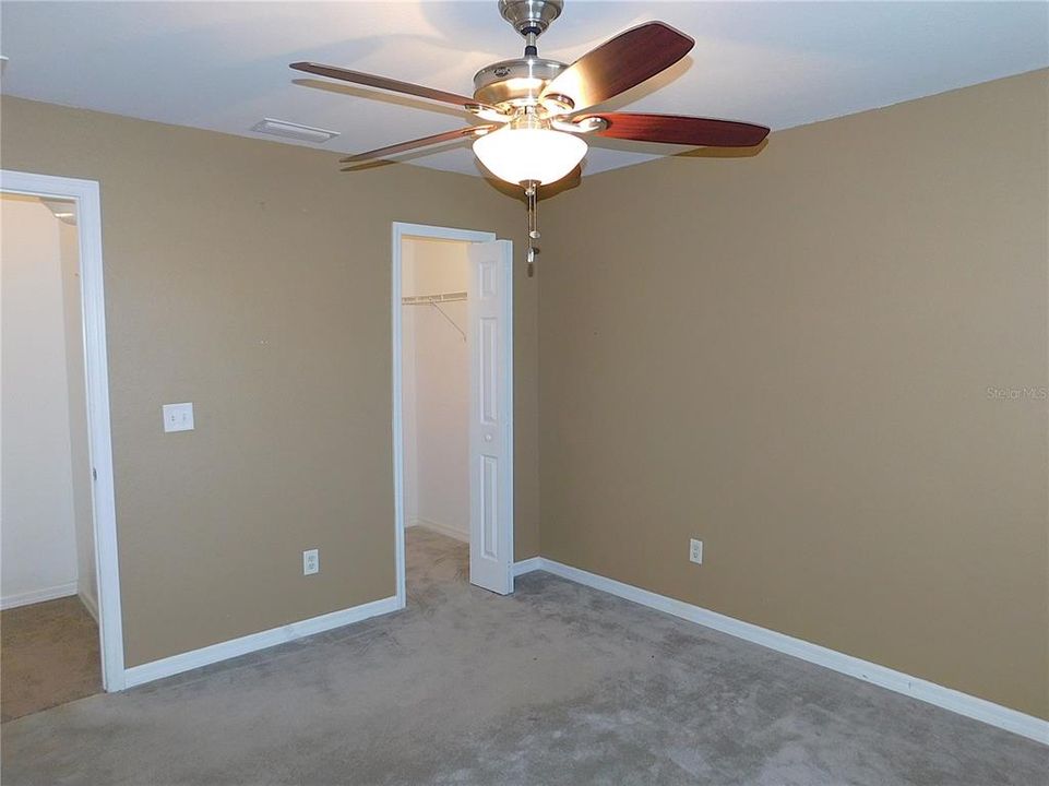 For Sale: $364,900 (4 beds, 2 baths, 2170 Square Feet)