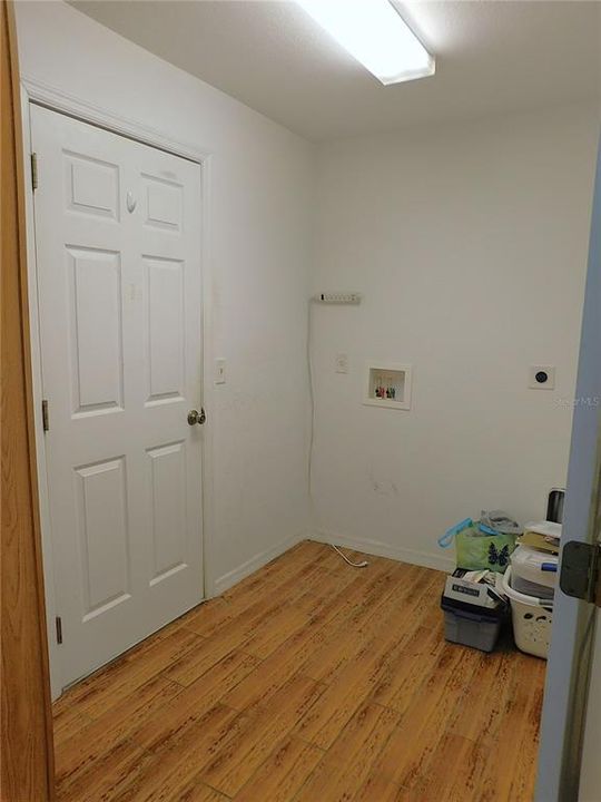 For Sale: $364,900 (4 beds, 2 baths, 2170 Square Feet)