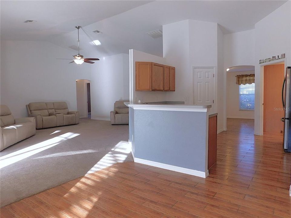 For Sale: $364,900 (4 beds, 2 baths, 2170 Square Feet)