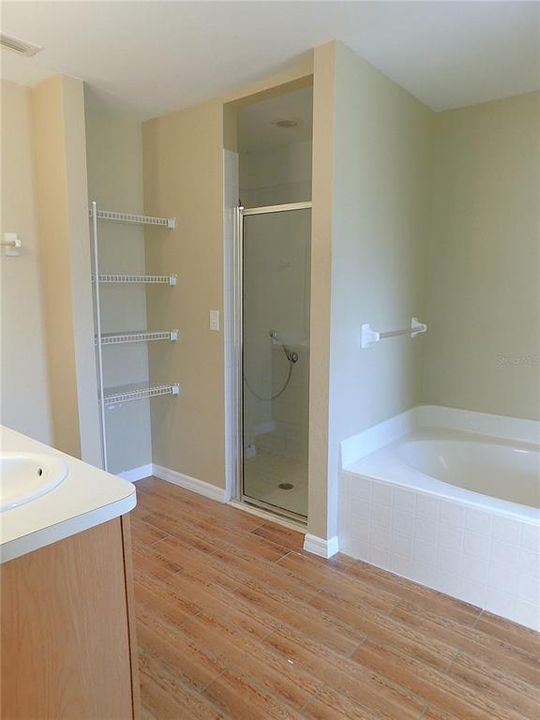 For Sale: $364,900 (4 beds, 2 baths, 2170 Square Feet)