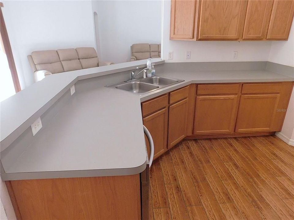 For Sale: $364,900 (4 beds, 2 baths, 2170 Square Feet)