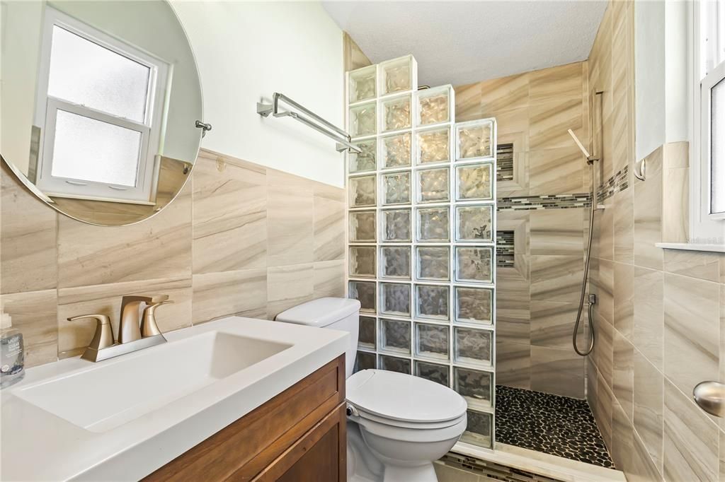 待售: $275,000 (3 贝兹, 2 浴室, 1134 平方英尺)