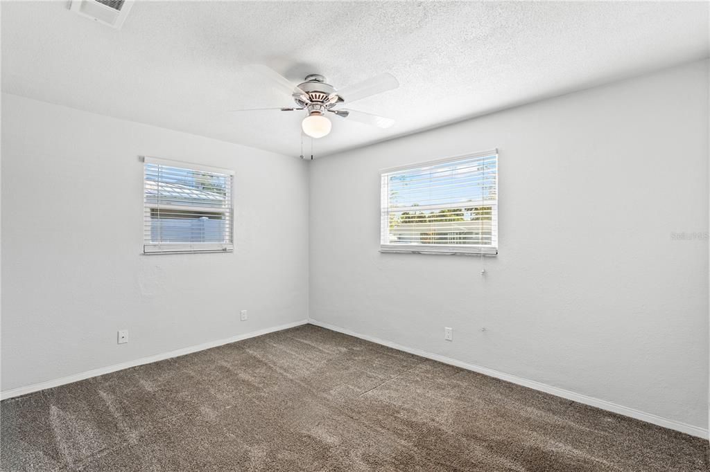 待售: $275,000 (3 贝兹, 2 浴室, 1134 平方英尺)