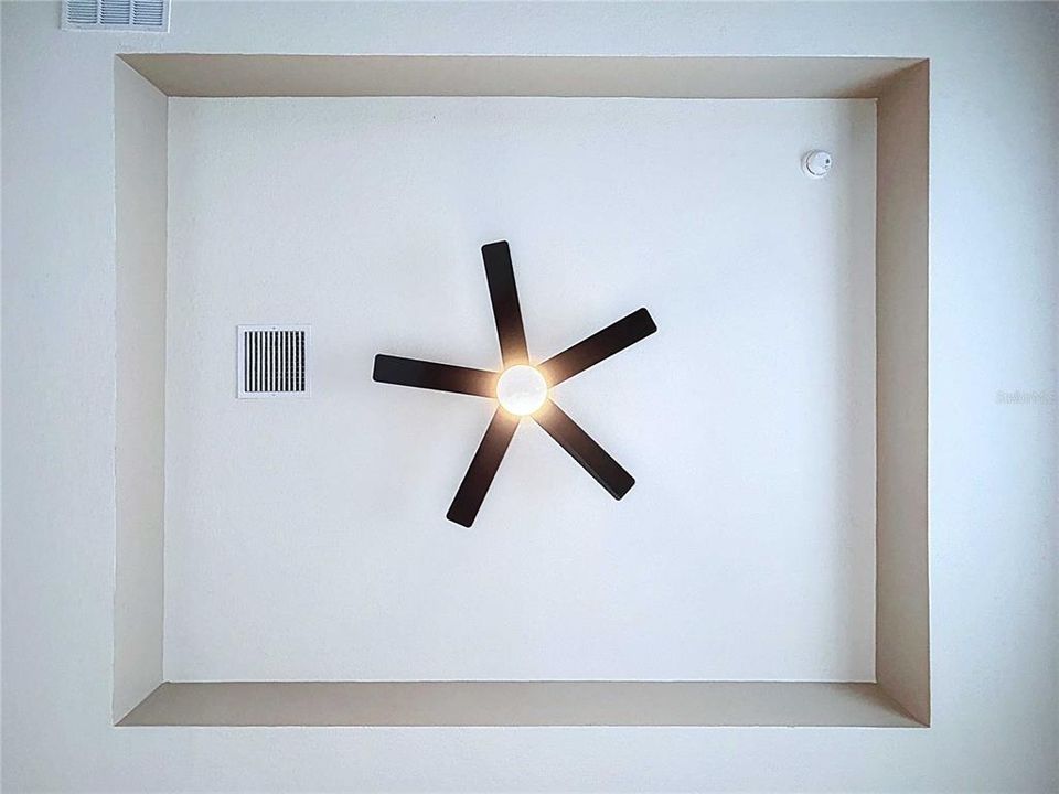 En Venta: $365,000 (3 camas, 2 baños, 1565 Pies cuadrados)