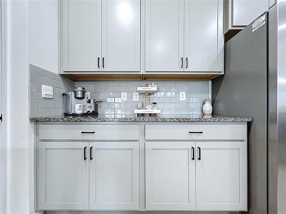 En Venta: $365,000 (3 camas, 2 baños, 1565 Pies cuadrados)