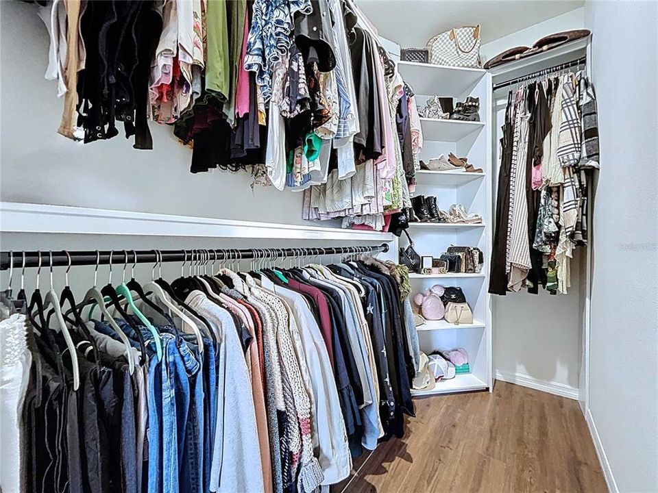 En Venta: $365,000 (3 camas, 2 baños, 1565 Pies cuadrados)