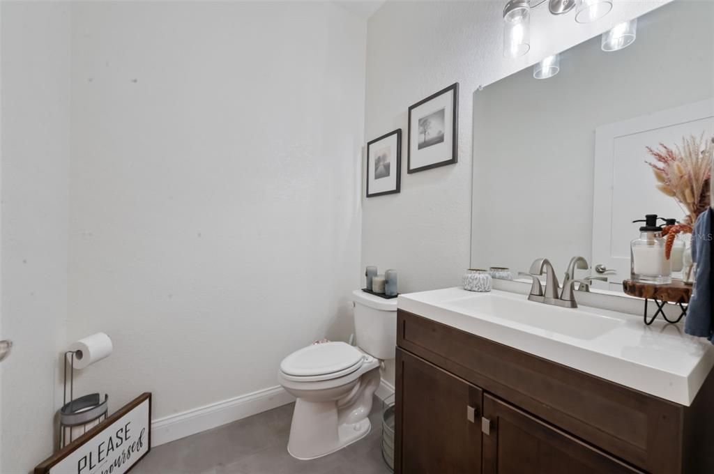 Active With Contract: $795,000 (4 beds, 2 baths, 2700 Square Feet)