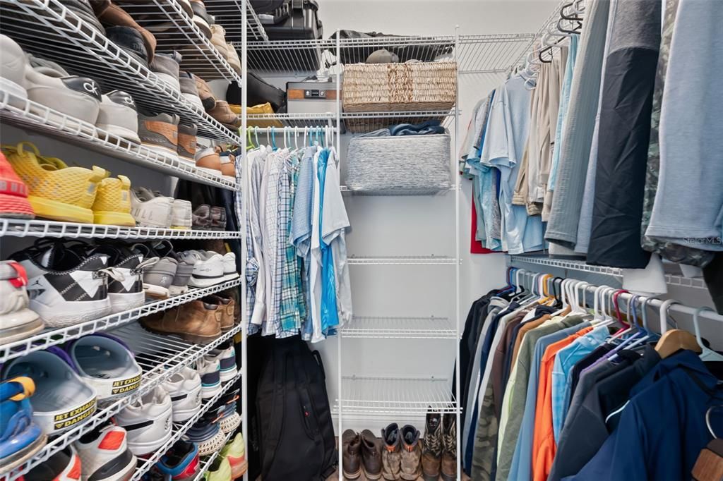 Active With Contract: $795,000 (4 beds, 2 baths, 2700 Square Feet)