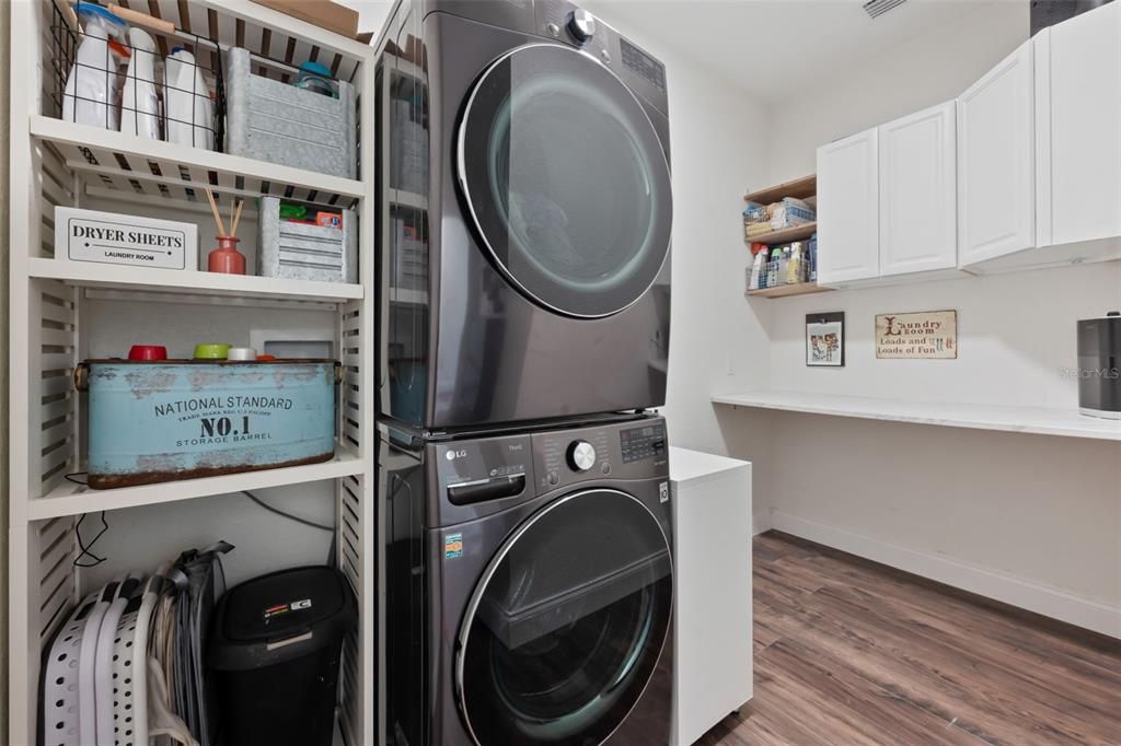 Active With Contract: $795,000 (4 beds, 2 baths, 2700 Square Feet)