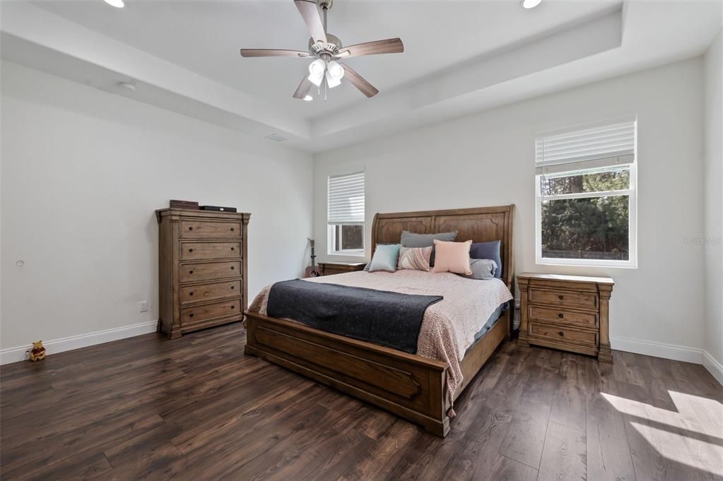 Active With Contract: $795,000 (4 beds, 2 baths, 2700 Square Feet)