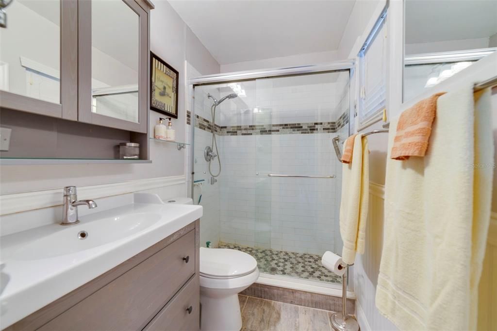 For Sale: $699,900 (3 beds, 2 baths, 1896 Square Feet)