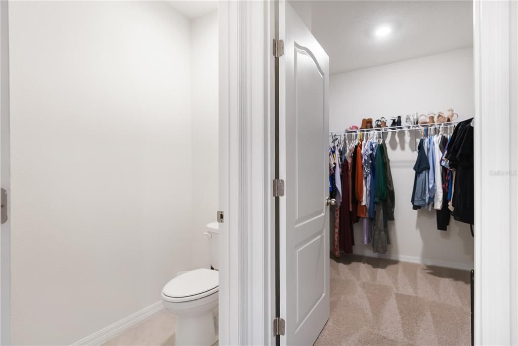 Active With Contract: $339,950 (4 beds, 2 baths, 1828 Square Feet)