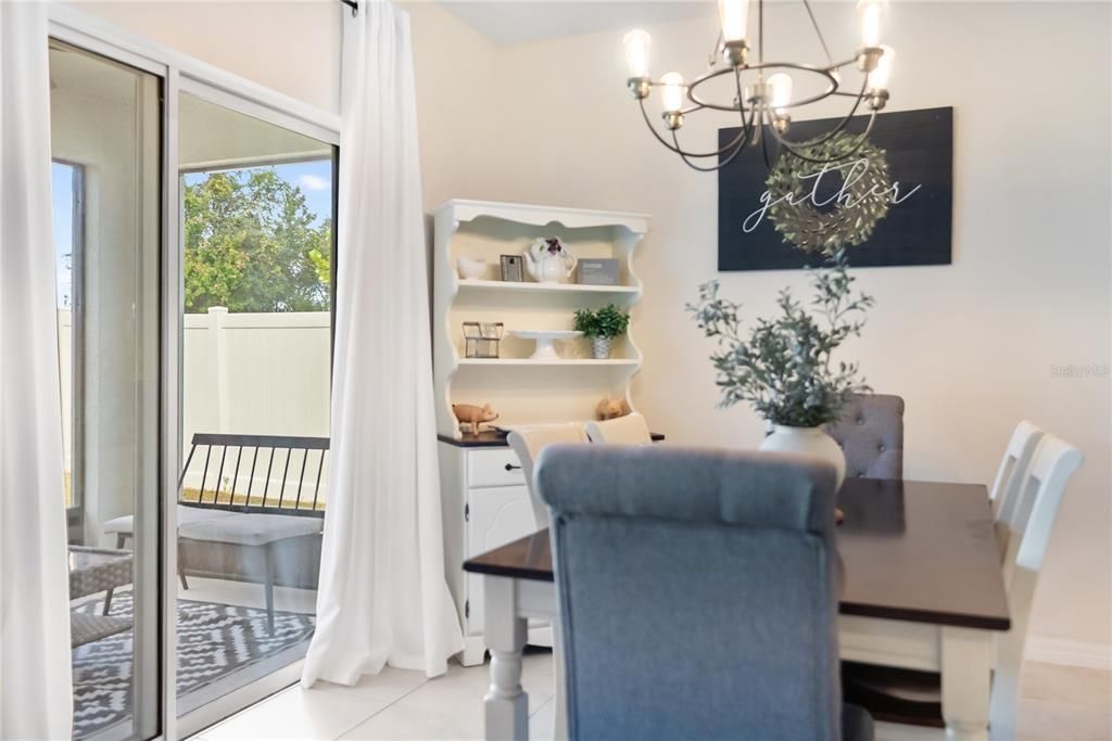 Active With Contract: $339,950 (4 beds, 2 baths, 1828 Square Feet)