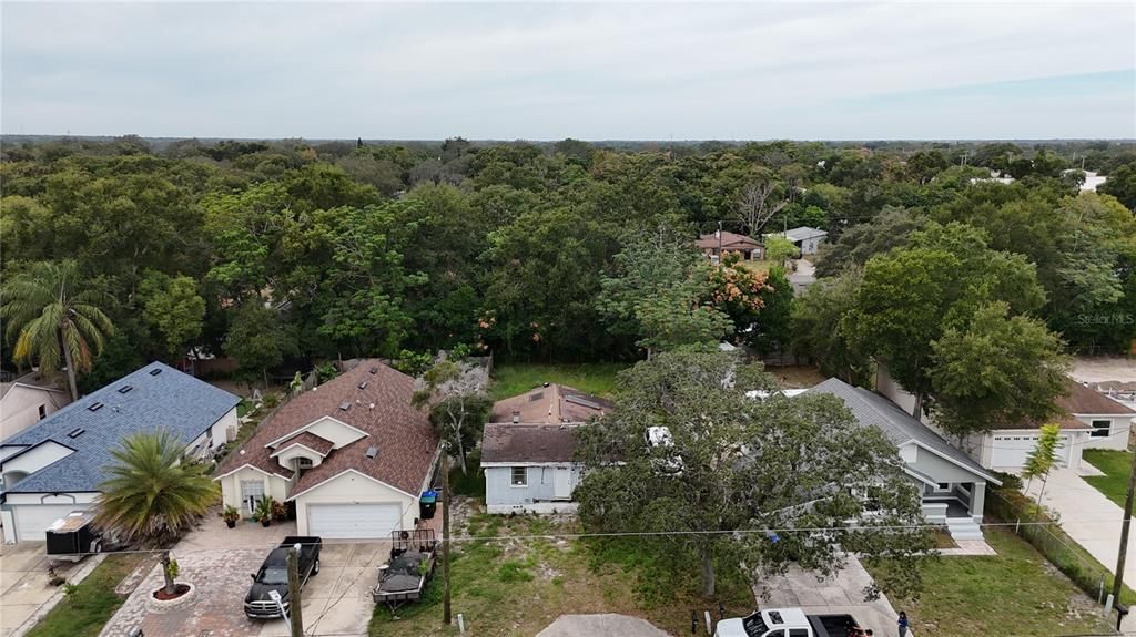 Active With Contract: $170,000 (3 beds, 1 baths, 910 Square Feet)