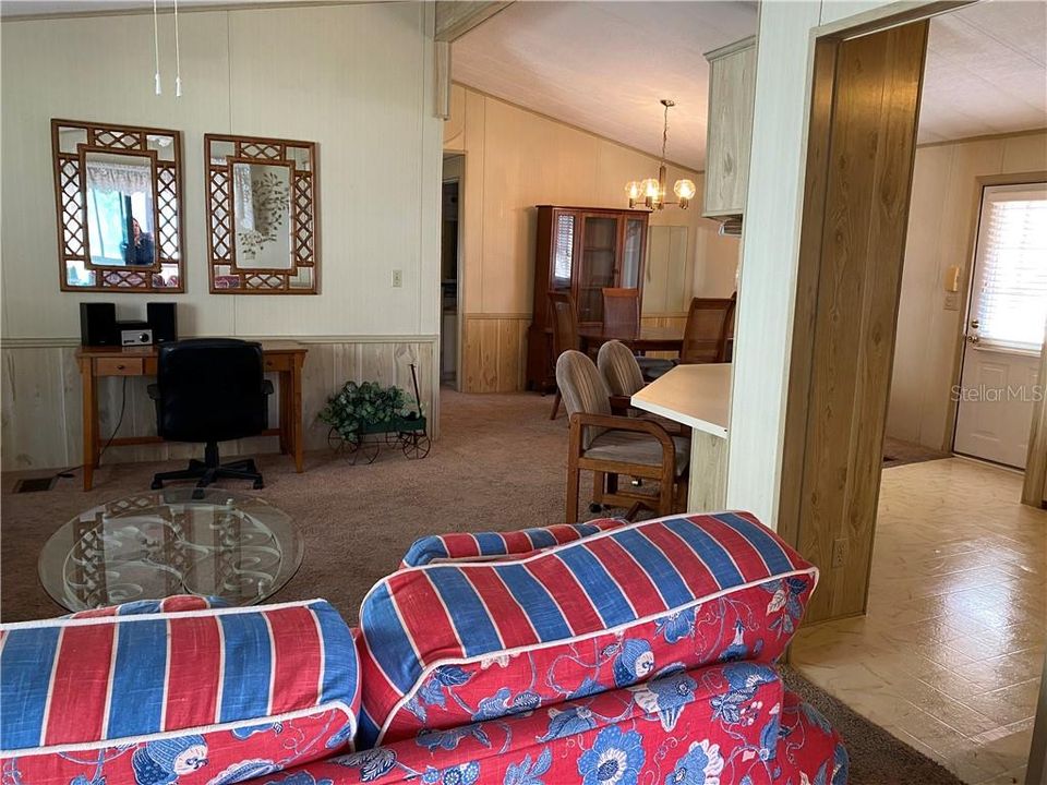 В аренду: $1,800 (2 спален, 2 ванн, 1008 Квадратных фут)