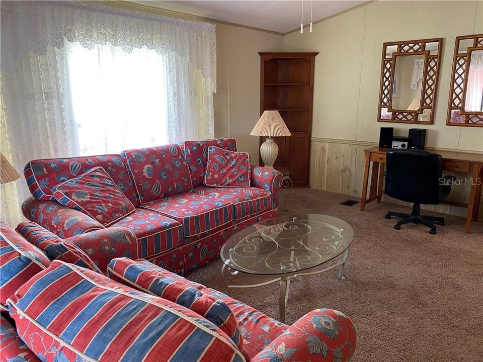 В аренду: $1,800 (2 спален, 2 ванн, 1008 Квадратных фут)