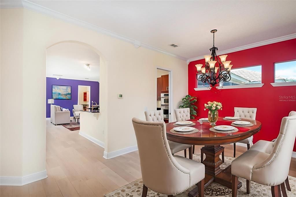 For Sale: $499,900 (3 beds, 3 baths, 2259 Square Feet)