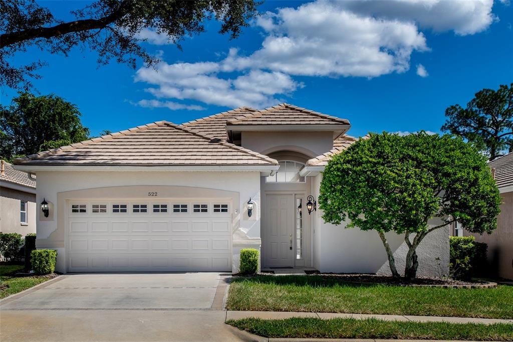 For Sale: $499,900 (3 beds, 3 baths, 2259 Square Feet)