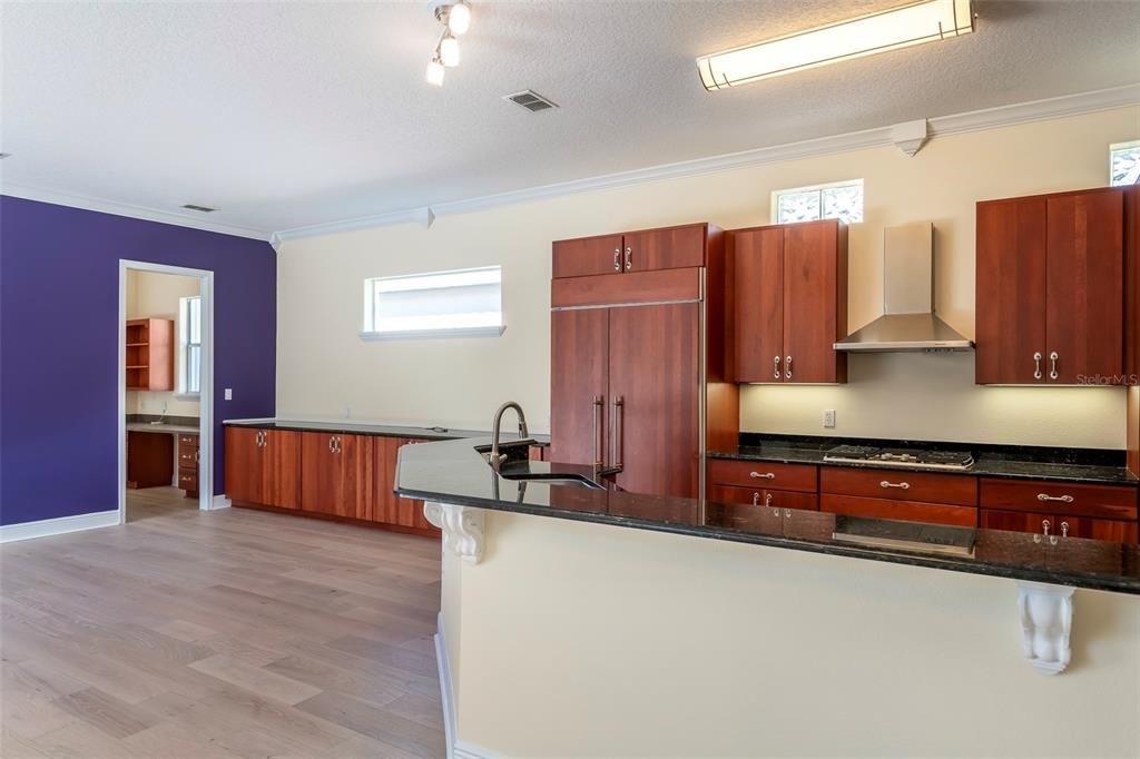 For Sale: $499,900 (3 beds, 3 baths, 2259 Square Feet)