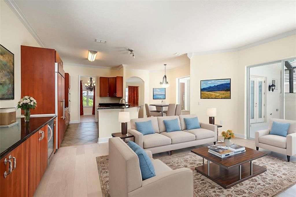 For Sale: $499,900 (3 beds, 3 baths, 2259 Square Feet)