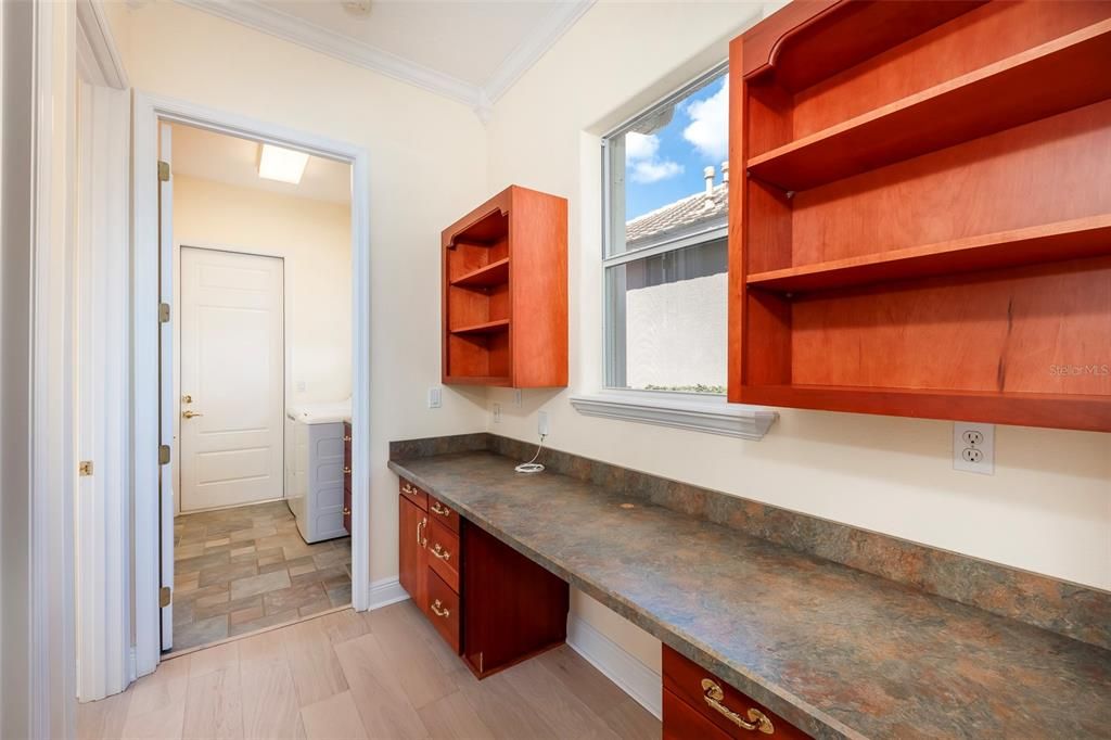 For Sale: $499,900 (3 beds, 3 baths, 2259 Square Feet)