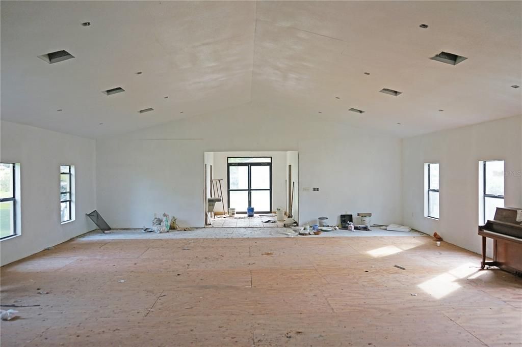 Под контрактом: $99,000 (0 спален, 0 ванн, 0 Квадратных фут)