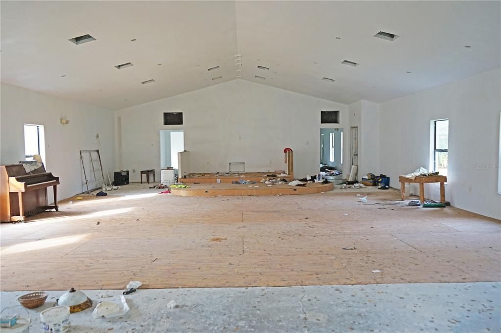 Под контрактом: $99,000 (0 спален, 0 ванн, 0 Квадратных фут)