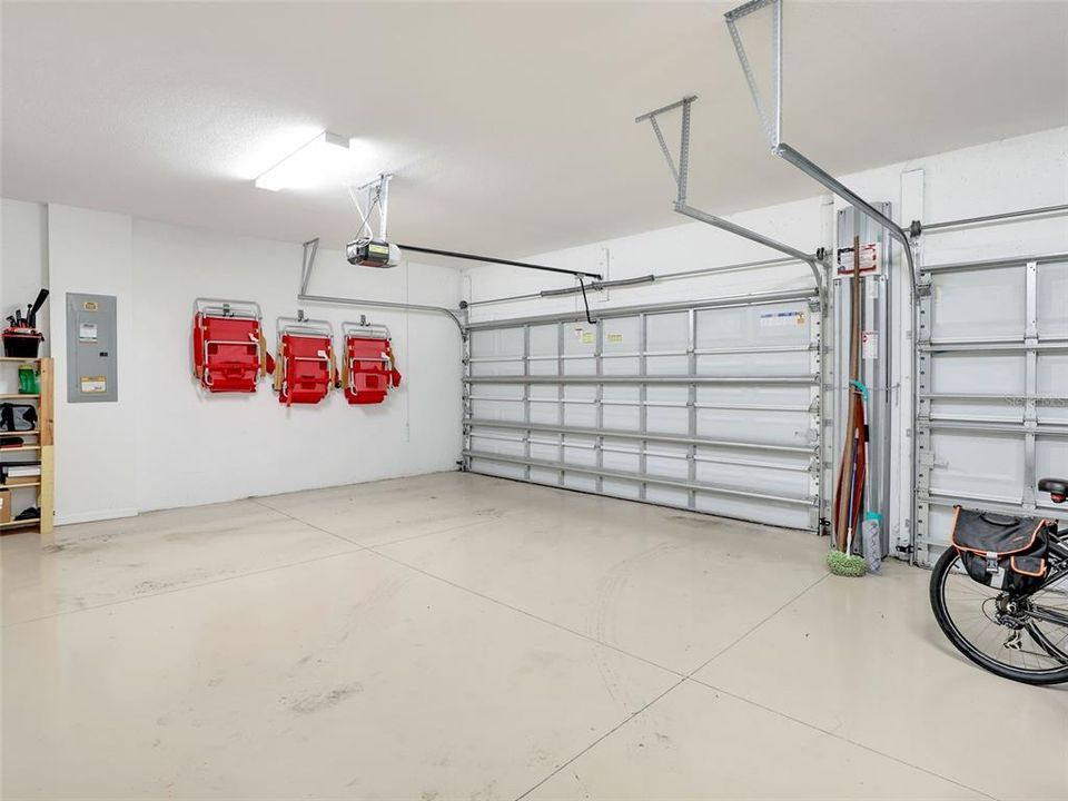 待售: $849,900 (3 贝兹, 3 浴室, 2445 平方英尺)